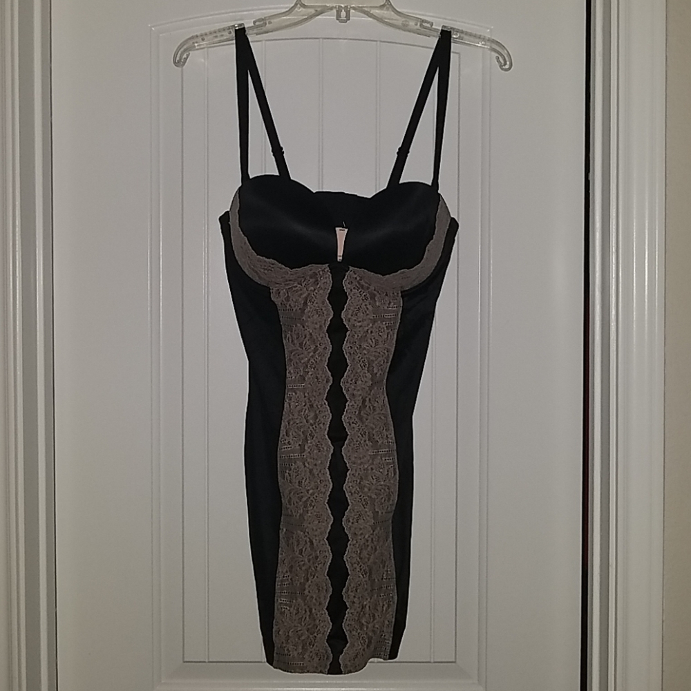 Victoria's Secret 36C Power Figure Slip